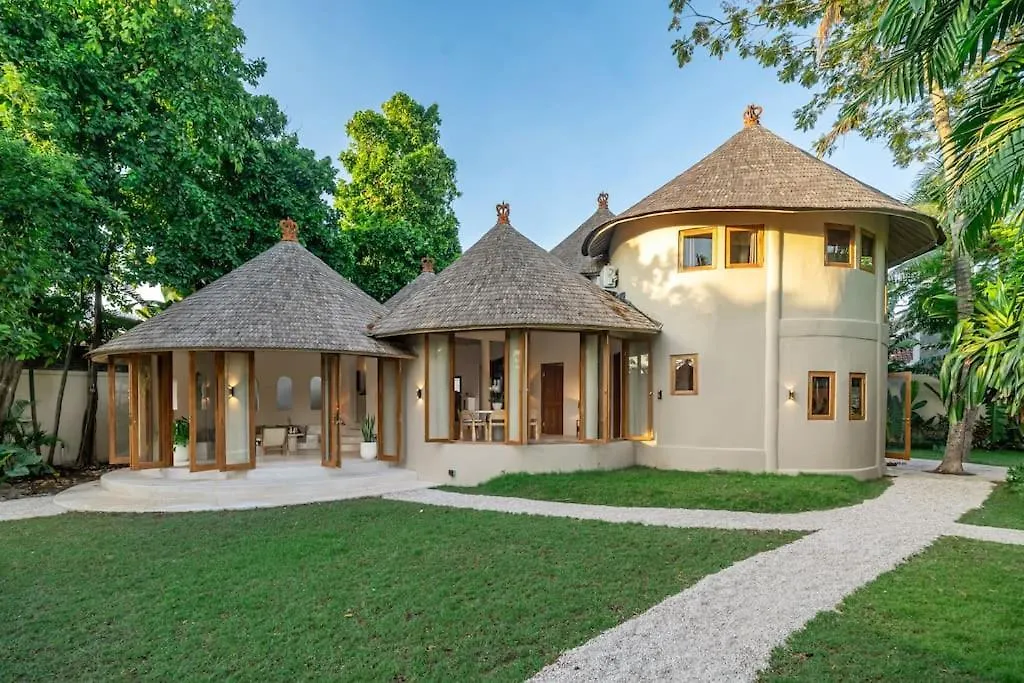 Villa Meraki Luxury 4Br Villa スミニャック 別荘
